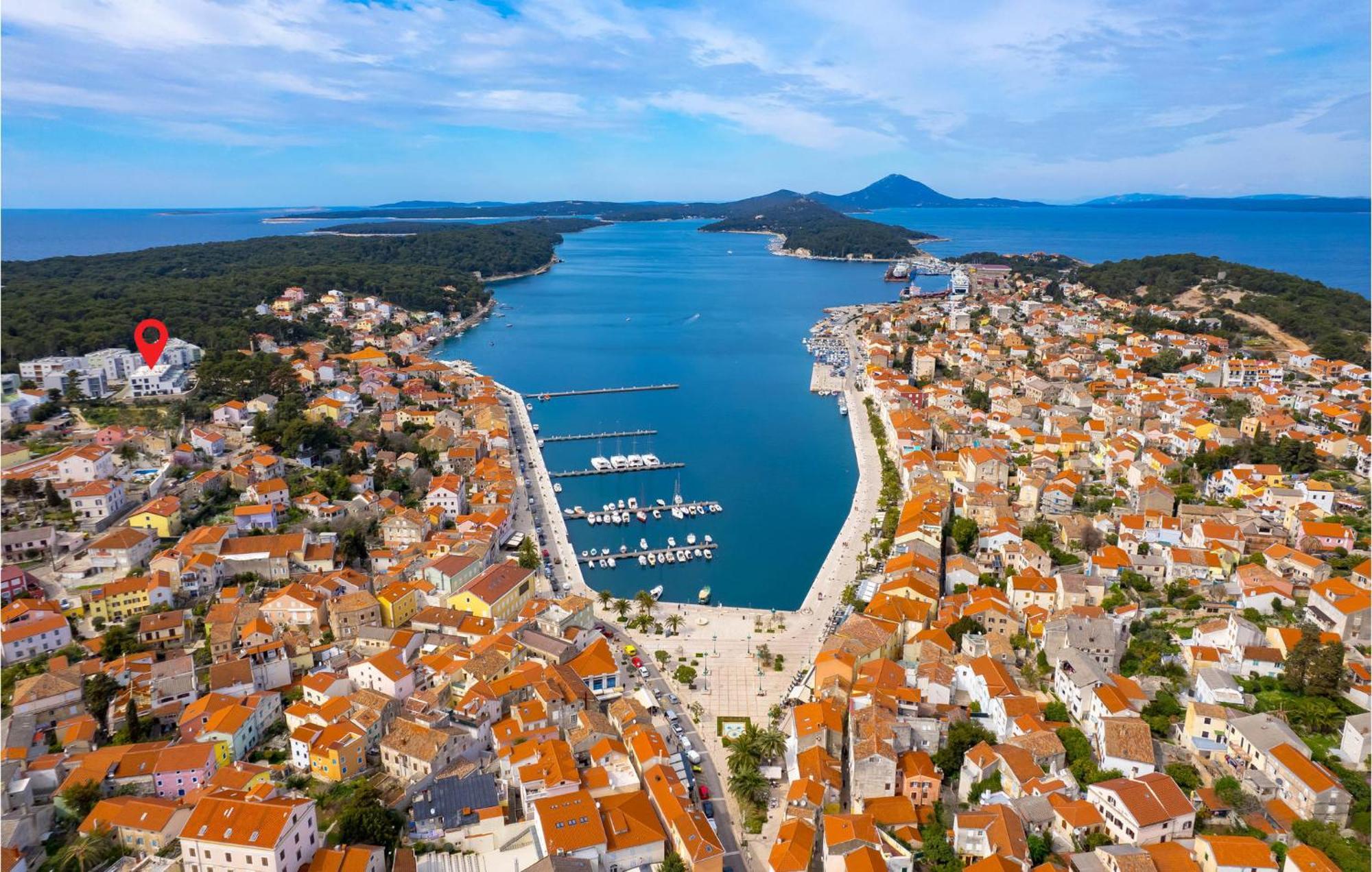 Amazing Apartment In Mali Losinj With Wifi 외부 사진