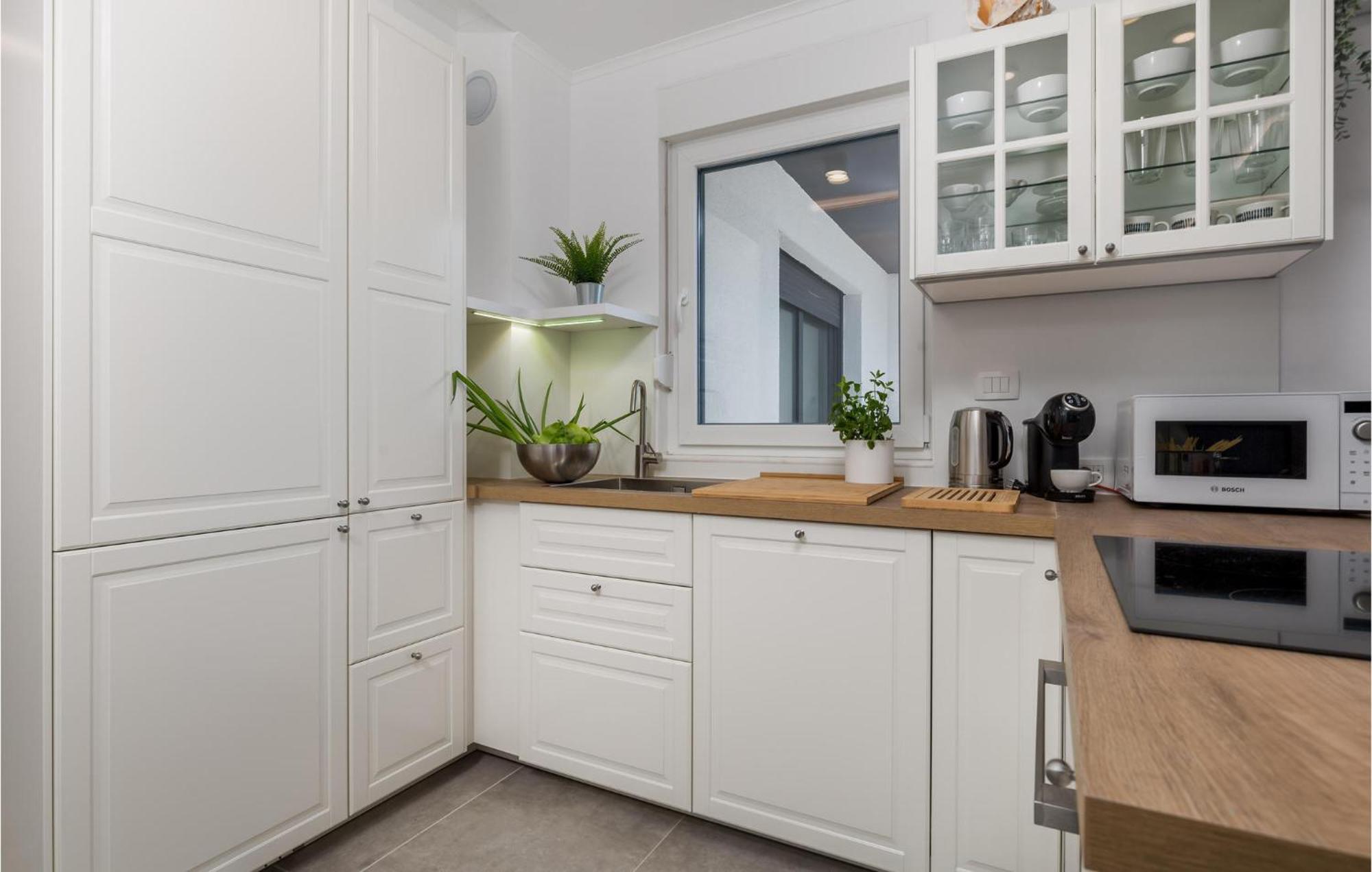 Amazing Apartment In Mali Losinj With Wifi 외부 사진