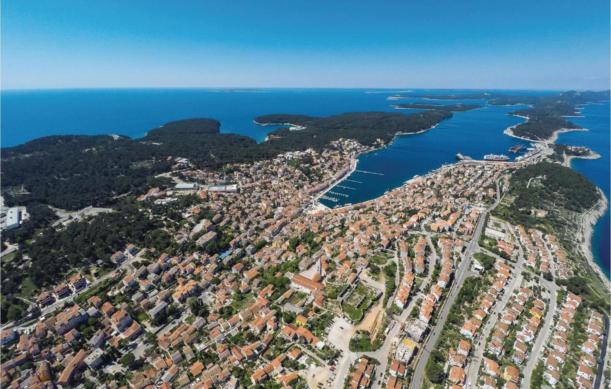 Amazing Apartment In Mali Losinj With Wifi 외부 사진